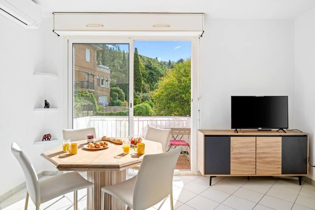 La Villa Julia - Calme - Spacieux - Parking Prive - Climatisation Menton Exterior foto